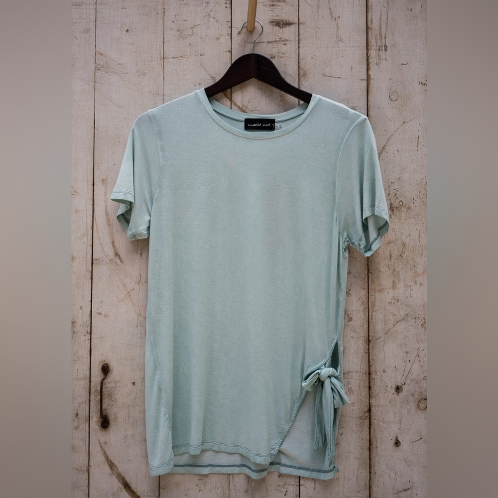 Mustard seed round neck tie side shirt